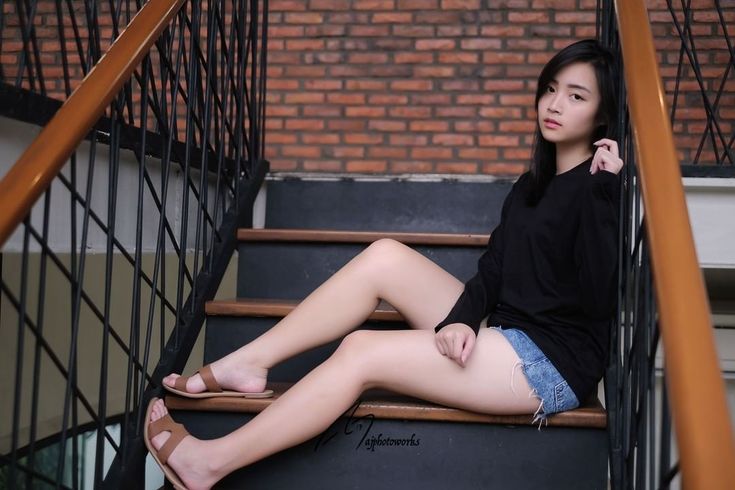 eisaya hosuwan feet 5