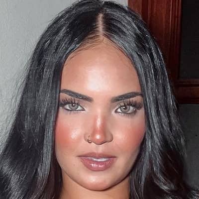 eixchel berroteran feet 5