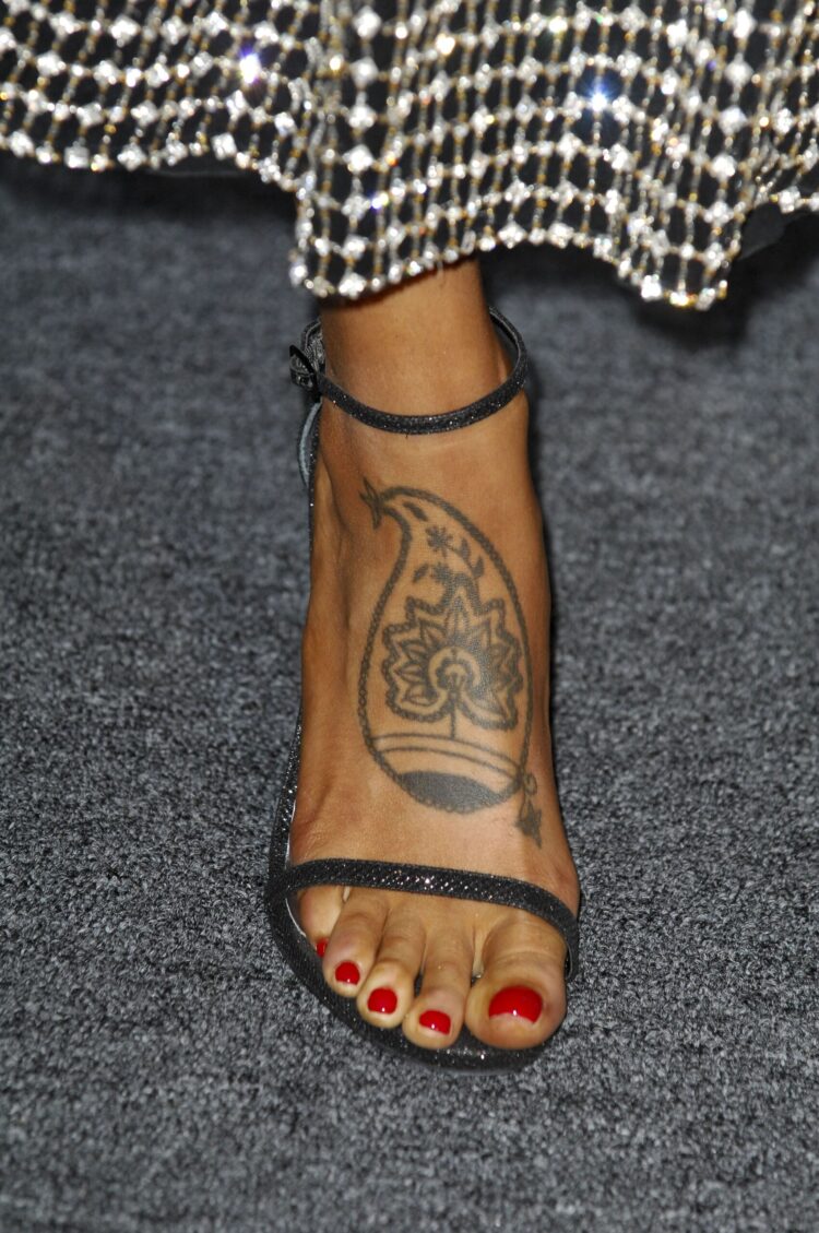 Eiza Gonzalez Feet