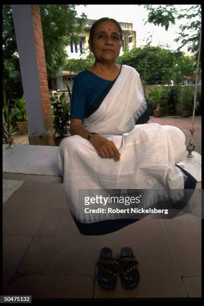 ela bhatt feet