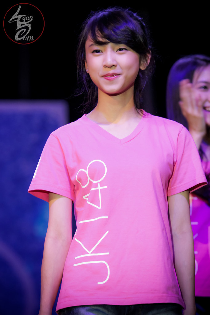 elaine hartanto feet 3