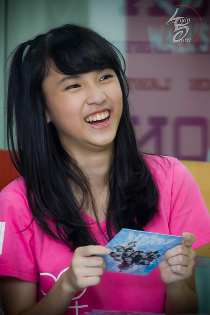 elaine hartanto feet 4