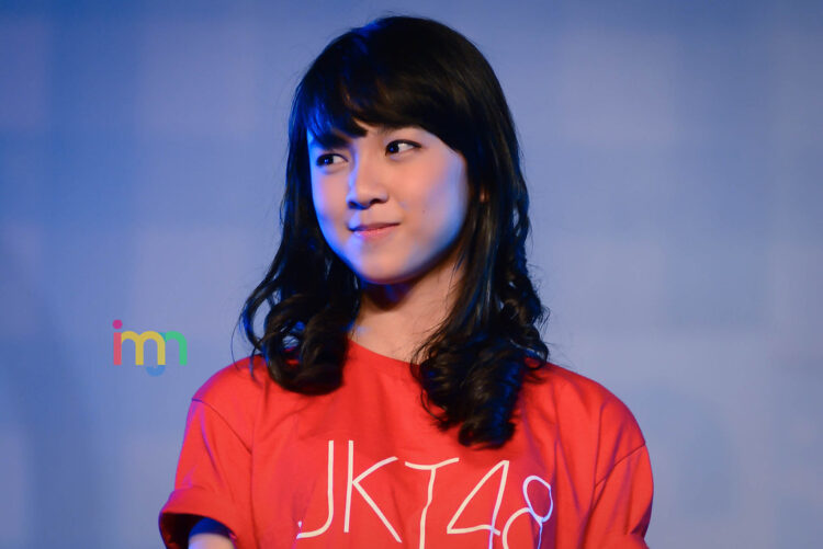 elaine hartanto feet 6