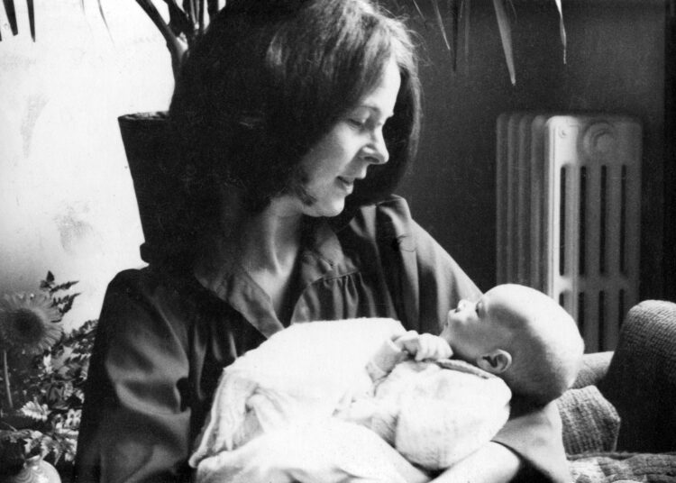 elaine pagels feet 1