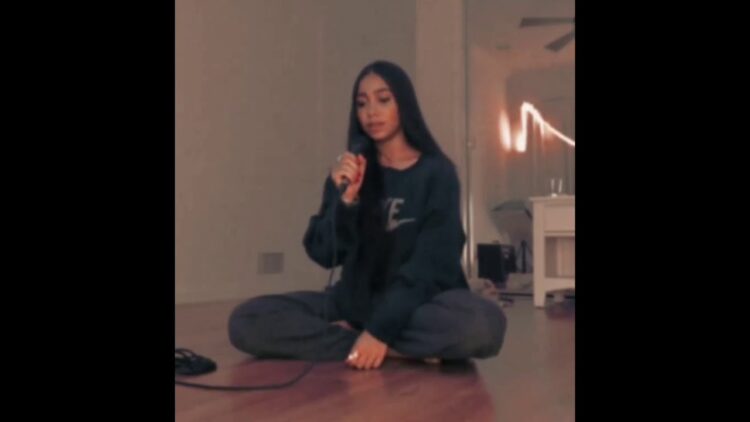 elana caceres feet 4