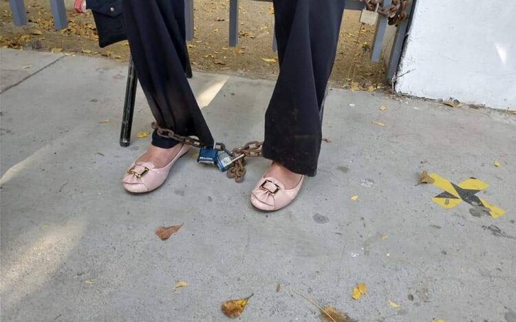 elba gonzalez feet 3