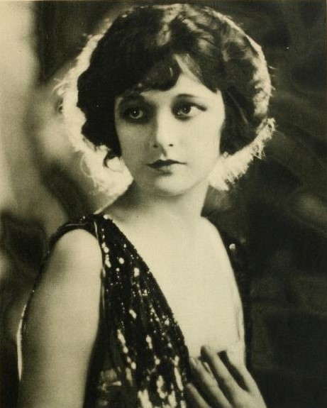 eleanor boardman feet 4