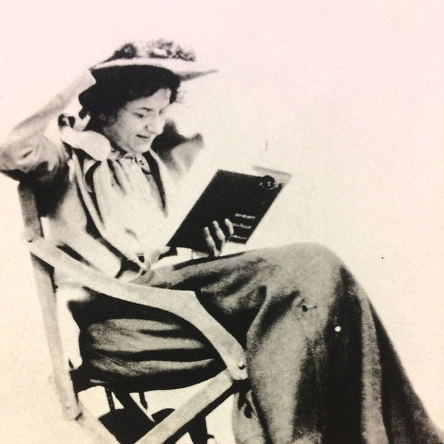 eleanor farjeon feet 4