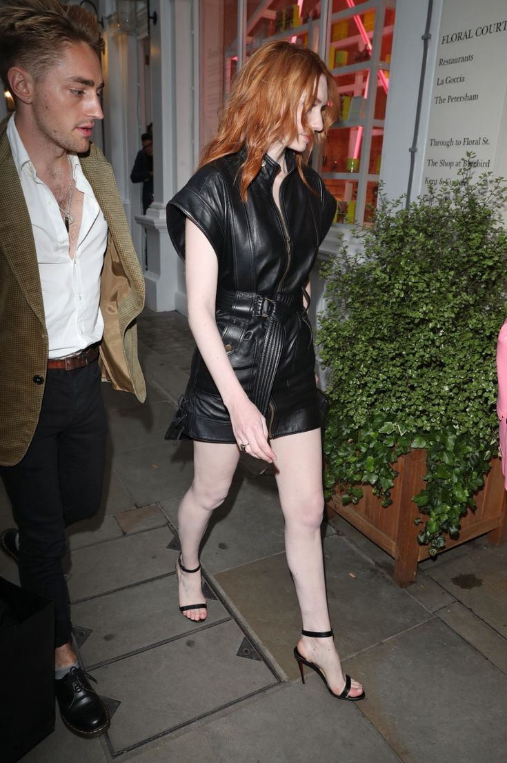 eleanor tomlinson feet 4