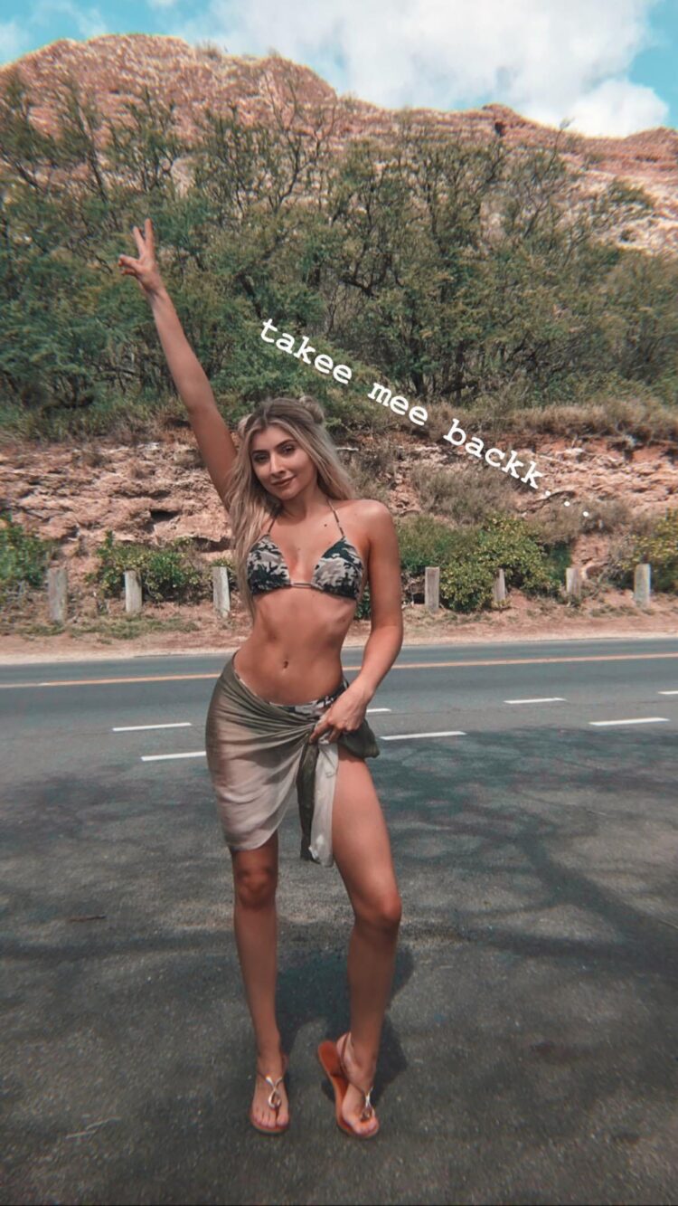 electra mustaine feet 1