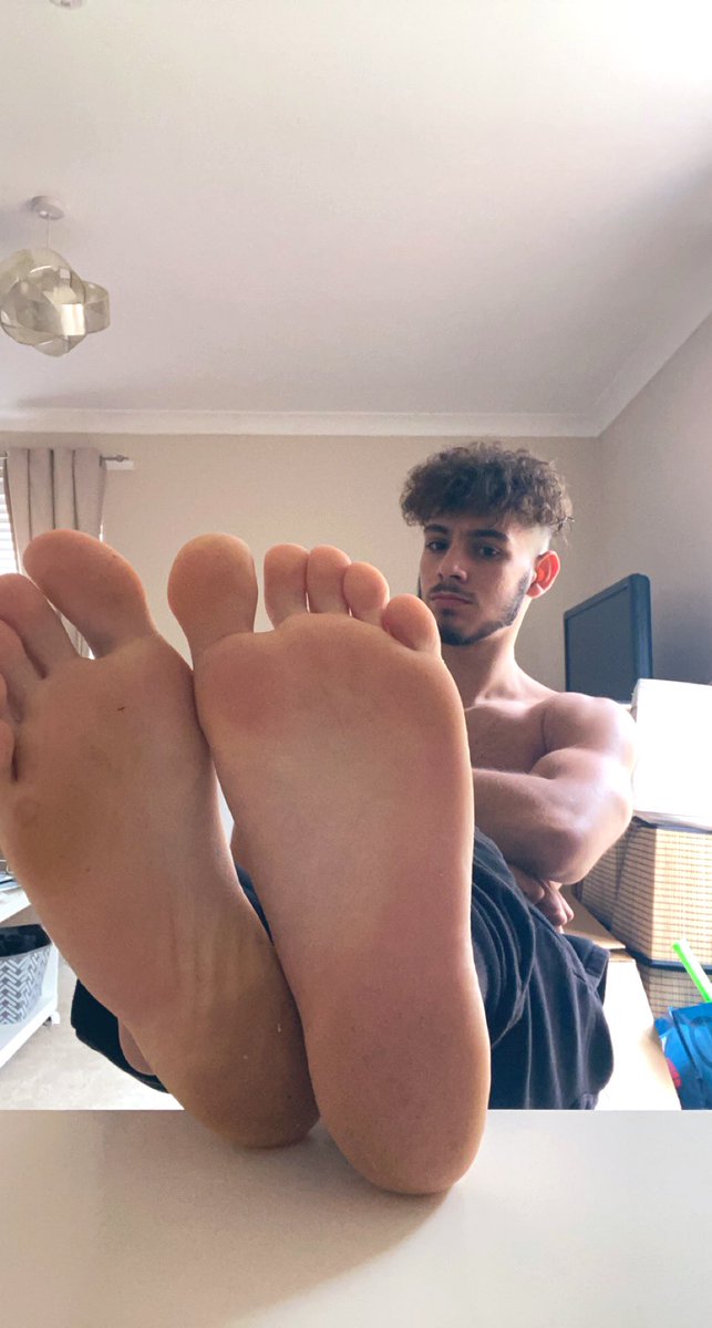 eleewiis feet