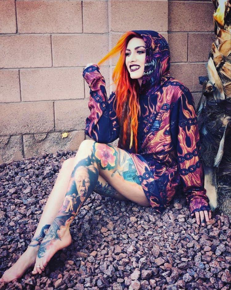 elena cataraga feet 5