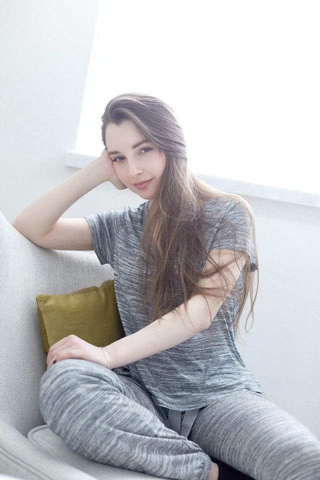 elena deligioz feet 1