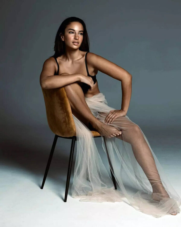 elena fernandes feet