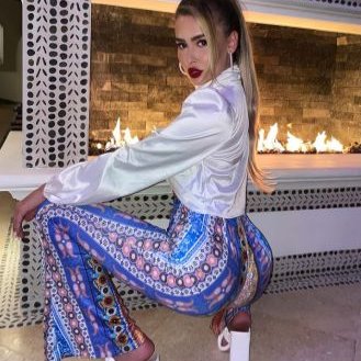 elena kamperi feet 1