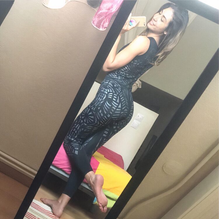 elena kremlidou feet 1