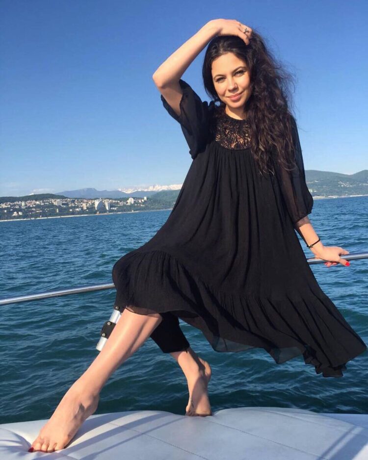 elena llinykh feet