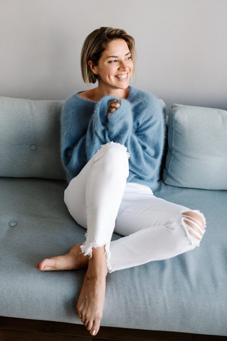 elena rossi feet scaled