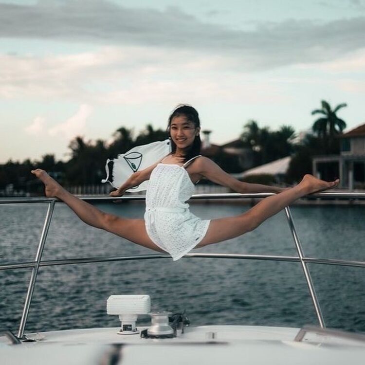 elena shinohara feet 2