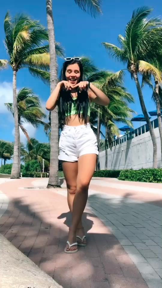 elena sofia picone feet 3