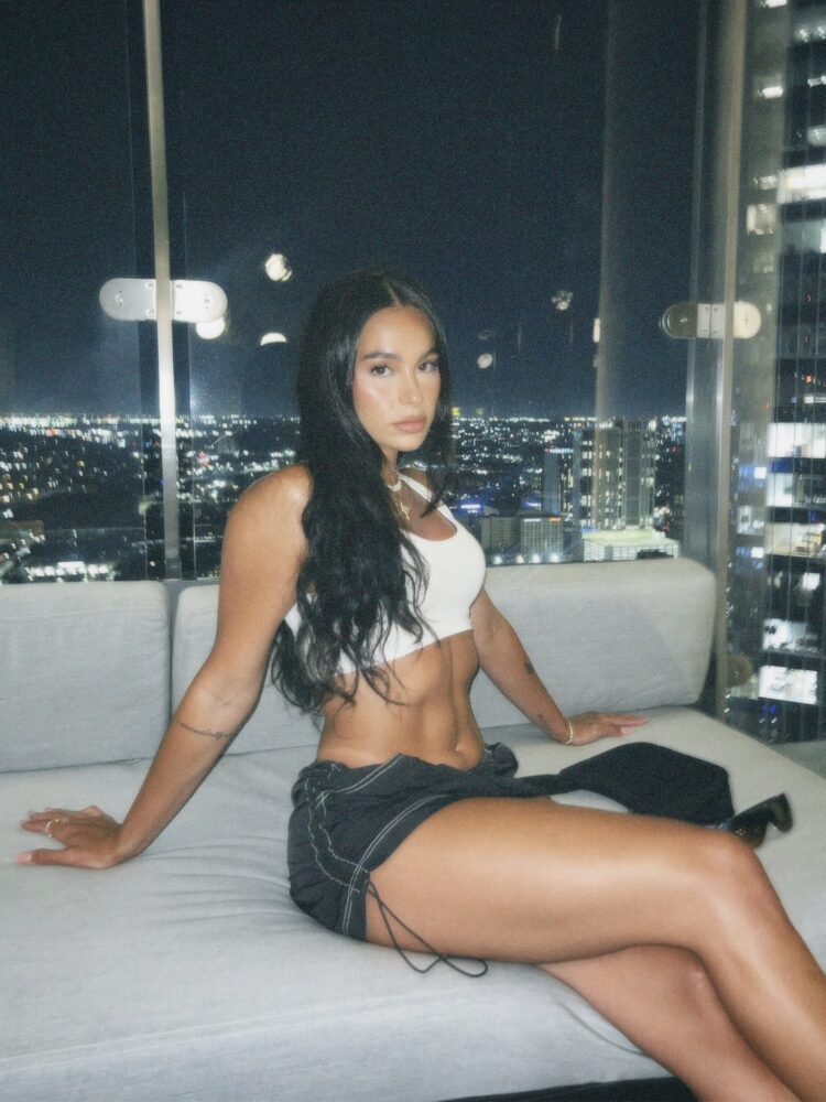 elena stavinoha feet 2