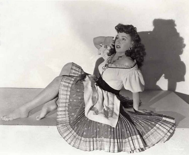 elena verdugo feet 4