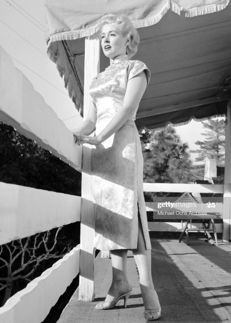 elena verdugo feet 5