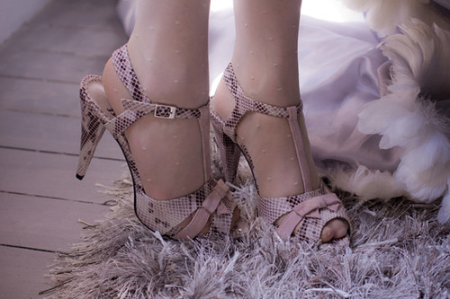 eleonore bridge feet 5