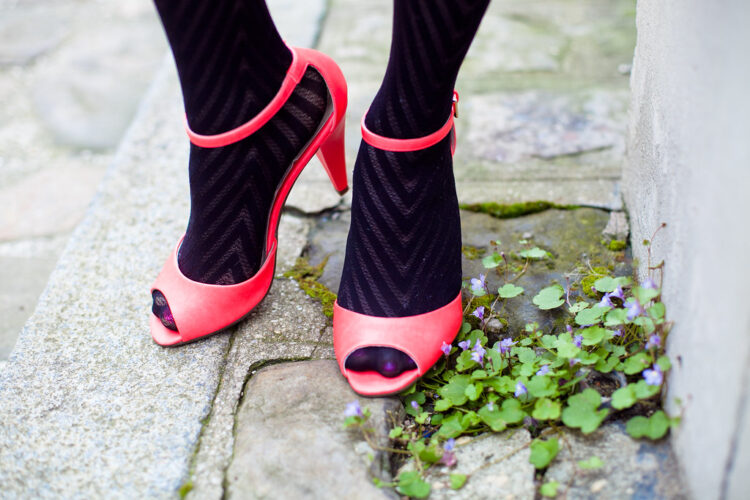 eleonore bridge feet