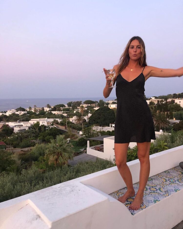 eleonore toulin feet 1