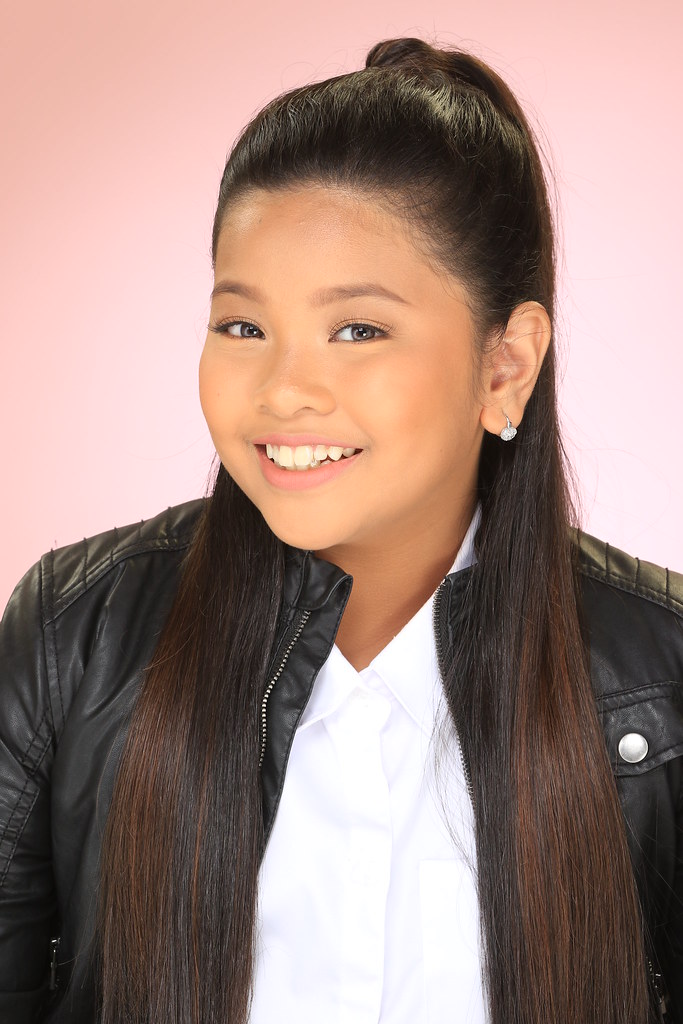 elha mae nympha feet 1