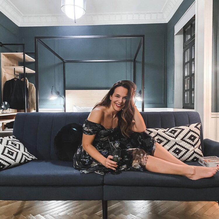 eliana chrysikopoulou feet 3