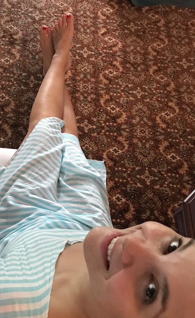 eliana chrysikopoulou feet