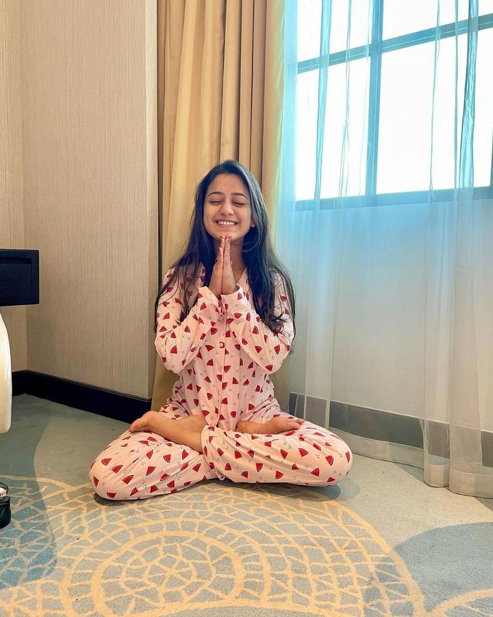 elina samantaray feet 6