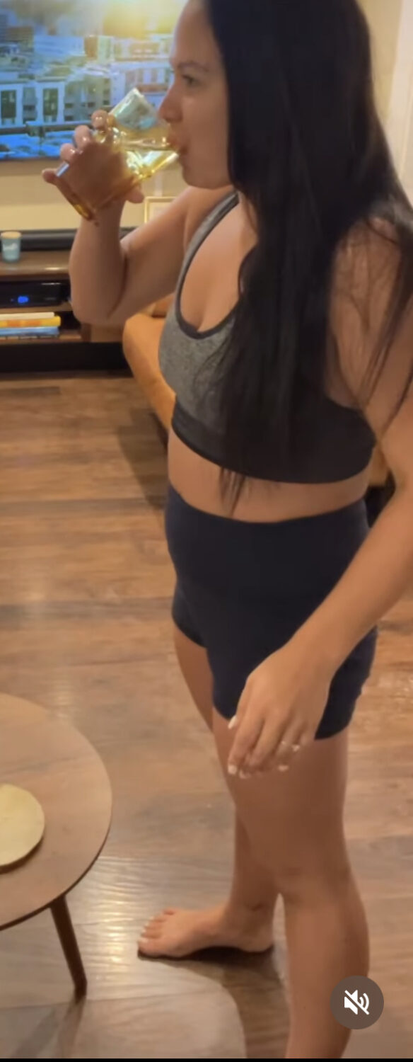 elisabeth marie feet 1