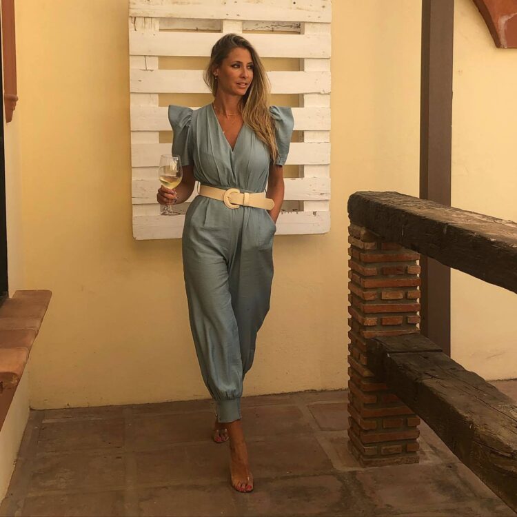 elisabeth reyes feet 6