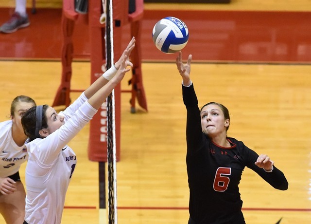 elise dumouchelle feet 5