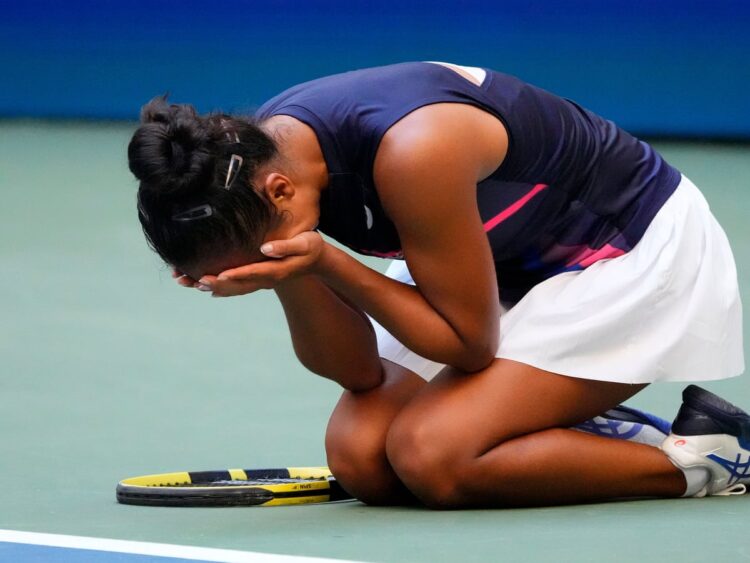 elise fernandez feet 5