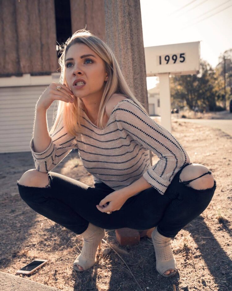 elise luthman feet 6