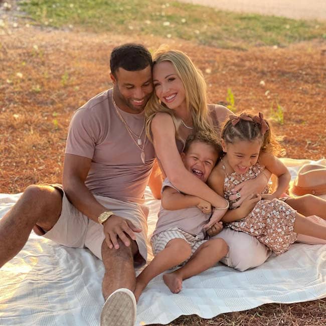 elise pollard feet 4