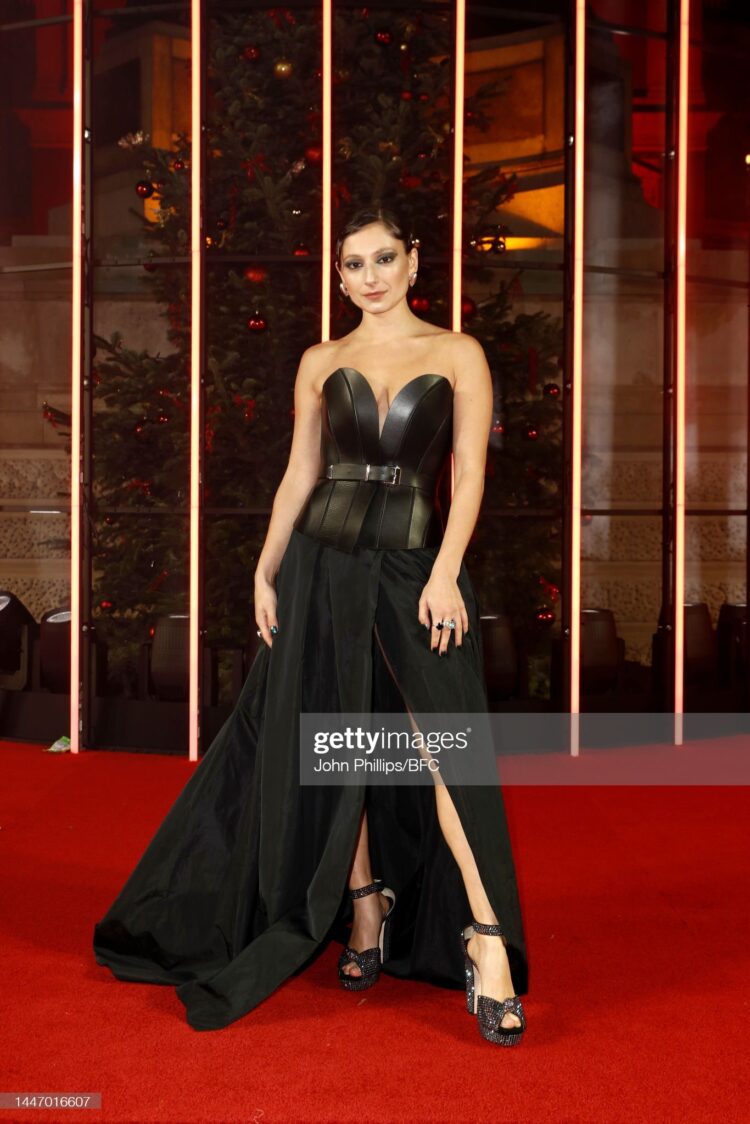 elisha applebaum feet 4