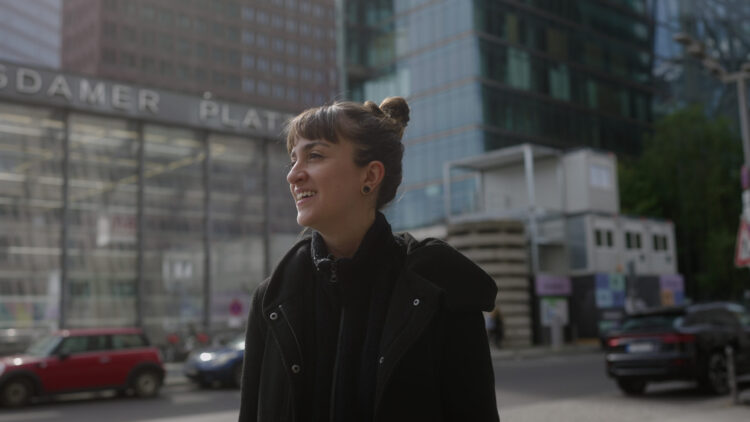 elissa alemanizando feet 1 scaled