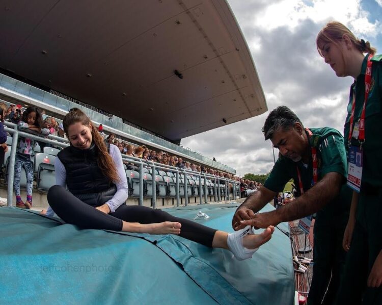eliza mccartney feet 4
