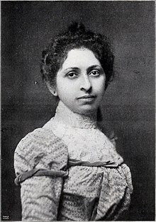 elizabeta fleischmann feet 4