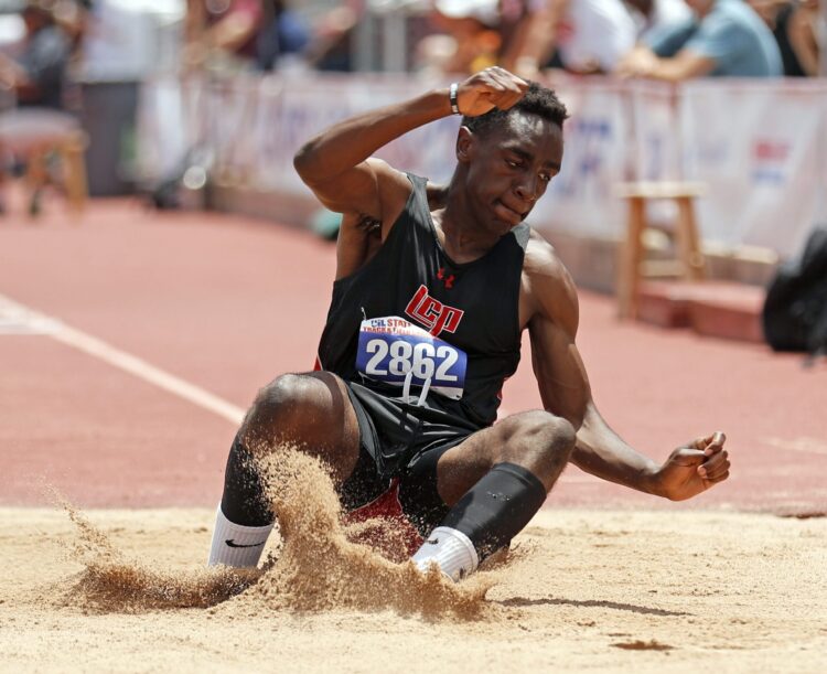 elizabeth acuna ayala feet 6 scaled