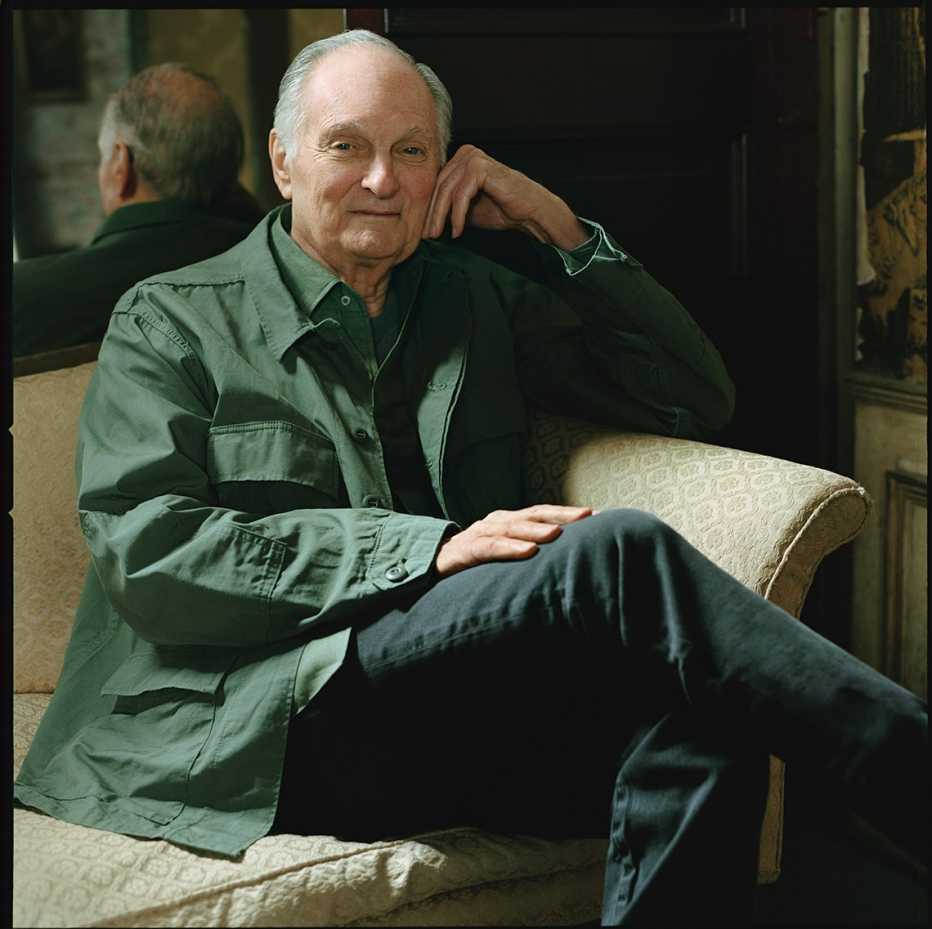 elizabeth alda feet 6