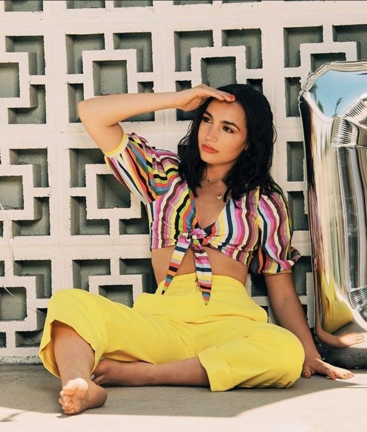 elizabeth bear feet 5