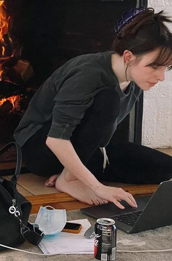 elizabeth bruenig feet