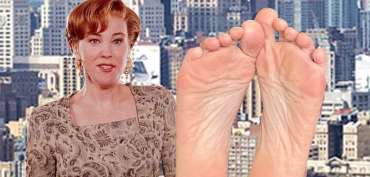elizabeth campbell jones feet 6