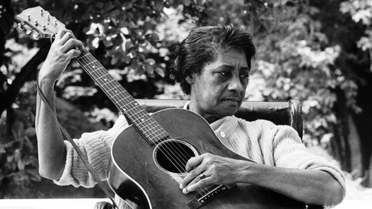 elizabeth cotten feet 1